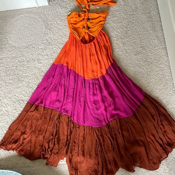 FARM RIO- Warm Color Blocking Maxi Dress - Picture 3 of 6